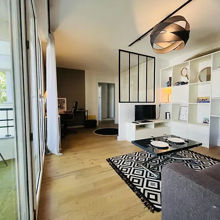 Casa Front De Maine Apartment